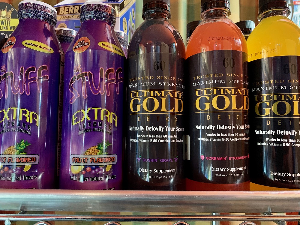 Fruit-flavored dietary detoxing supplements in the store